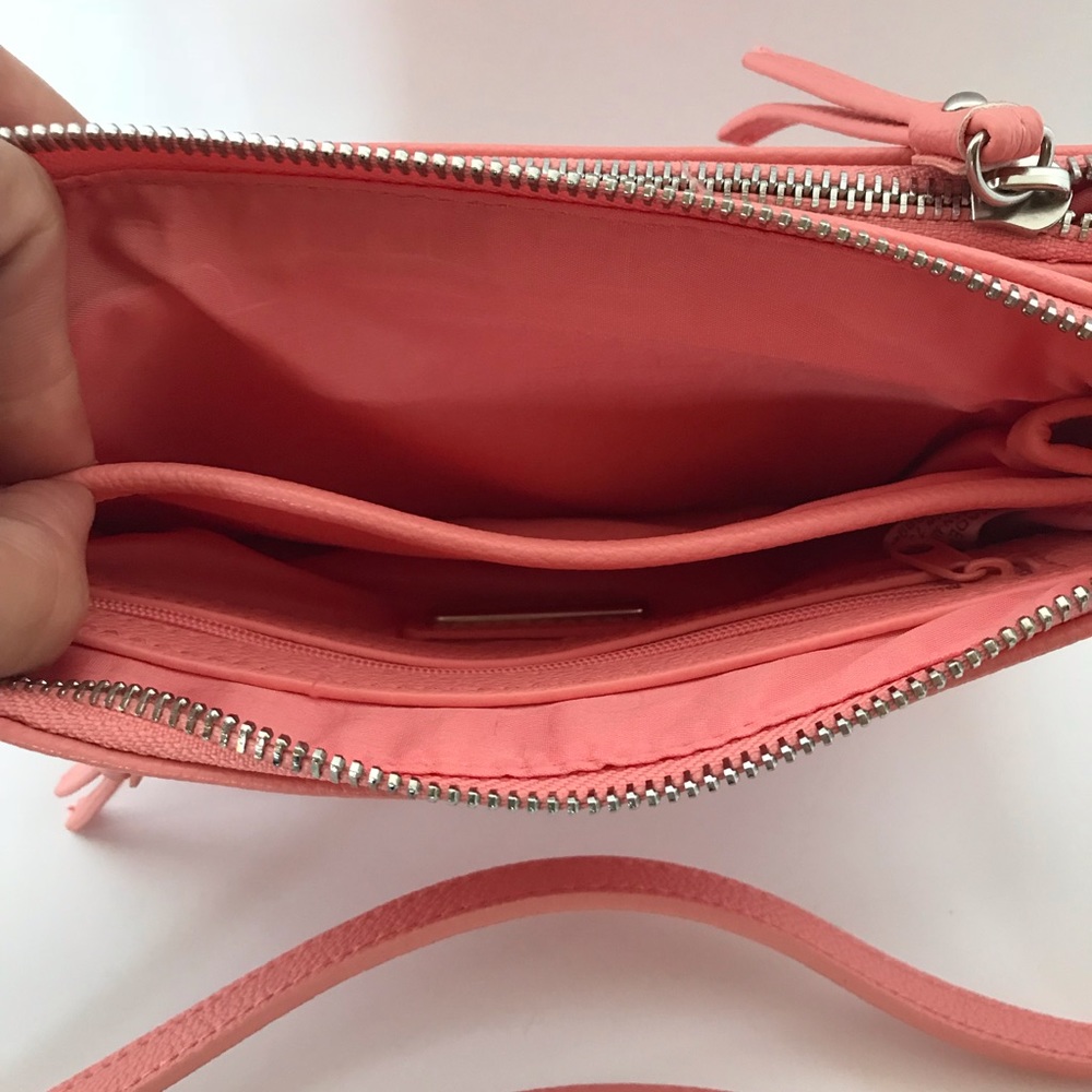 NWOT Coral Rosetti Crossbody - Picture 3 of 8